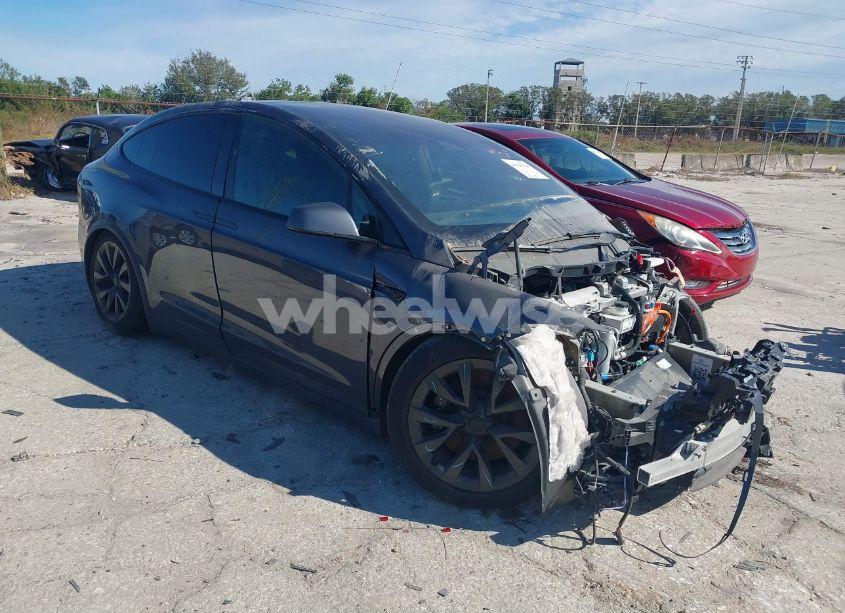 2023 Tesla Model X DUAL MOTOR ALL-WHEEL DRIVE/STANDARD RANGE (VIN 7SAXCBE52PF385047) main photo