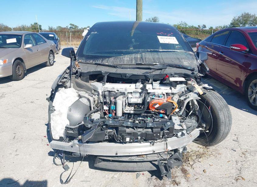 Photo 13 of 2023 Tesla Model X DUAL MOTOR ALL-WHEEL DRIVE/STANDARD RANGE (VIN 7SAXCBE52PF385047)