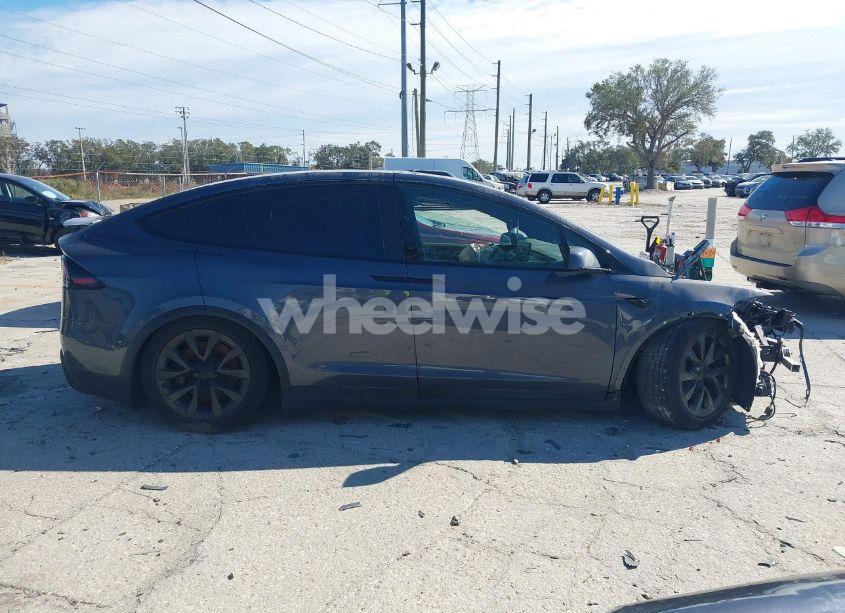 Photo 14 of 2023 Tesla Model X DUAL MOTOR ALL-WHEEL DRIVE/STANDARD RANGE (VIN 7SAXCBE52PF385047)
