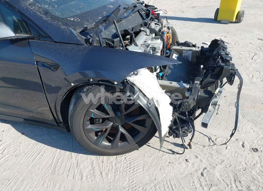 Photo 19 of 2023 Tesla Model X DUAL MOTOR ALL-WHEEL DRIVE/STANDARD RANGE (VIN 7SAXCBE52PF385047)