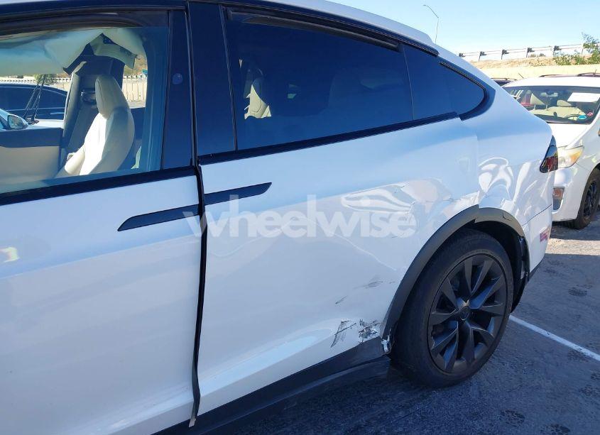 Photo 18 of 2023 Tesla Model X (VIN 7SAXCBE52PF412506)