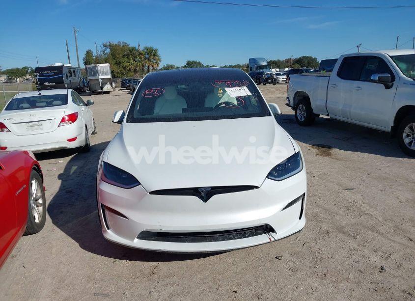 Photo 6 of 2023 Tesla Model X DUAL MOTOR ALL-WHEEL DRIVE/STANDARD RANGE (VIN 7SAXCBE52PF429743)