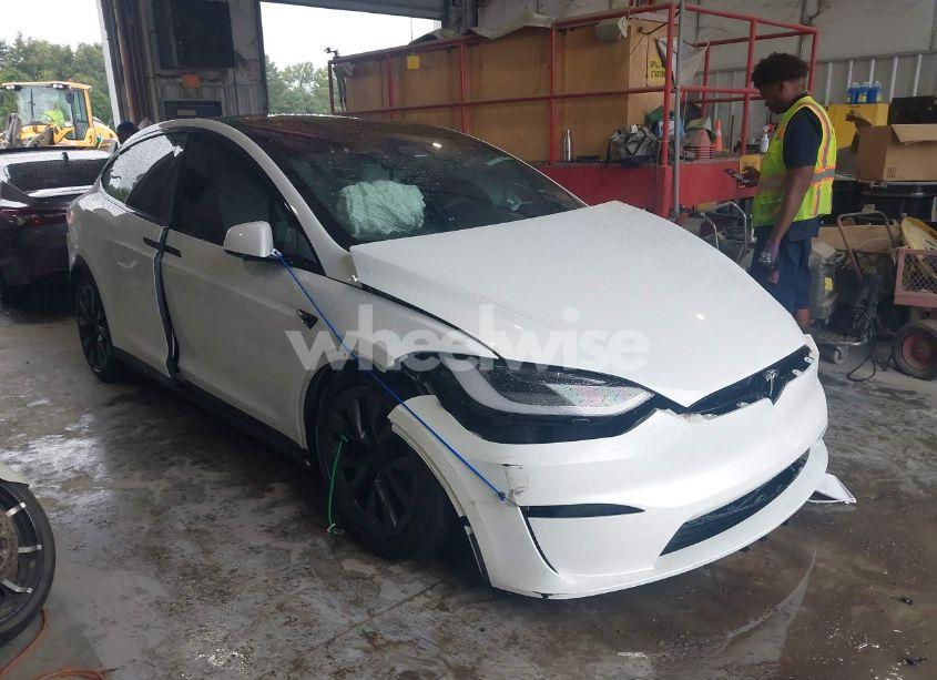 2023 Tesla Model X DUAL MOTOR ALL-WHEEL DRIVE/STANDARD RANGE (VIN 7SAXCBE53PF404379) main photo