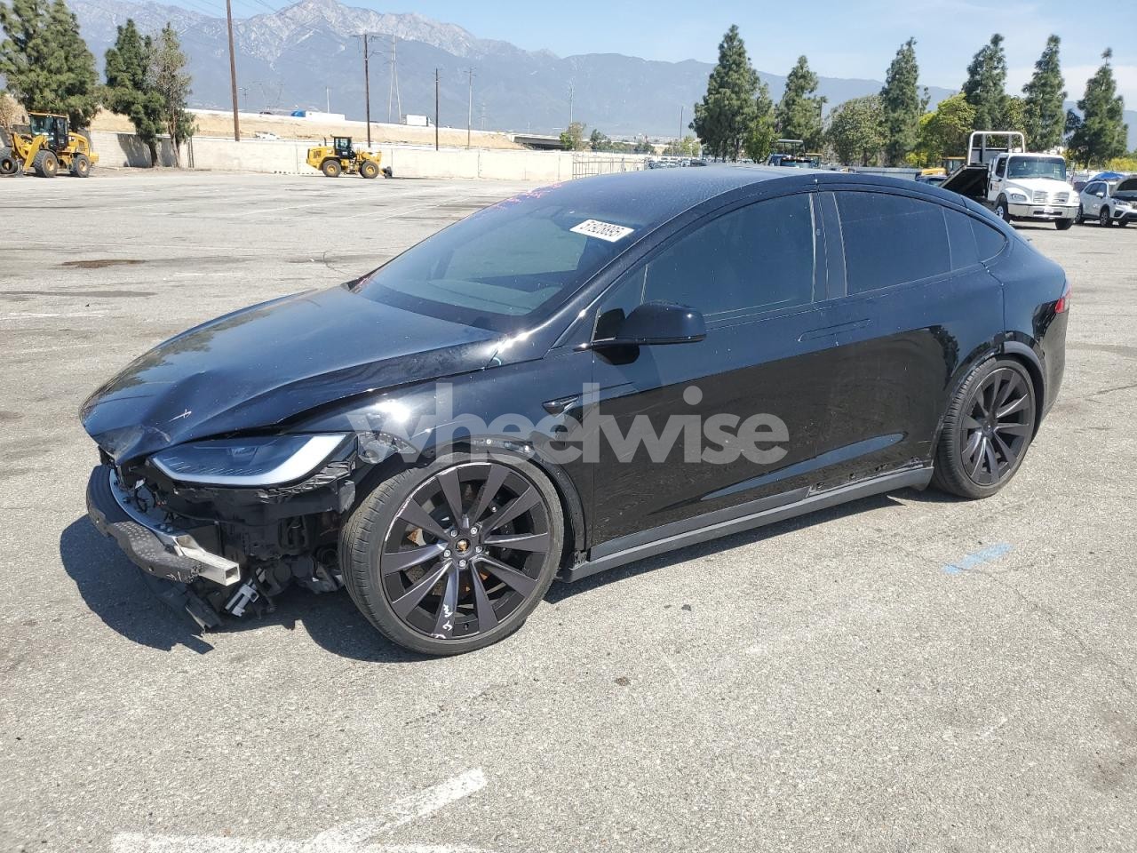 2022 TESLA MODEL X (VIN 7SAXCBE54NF328880) main photo