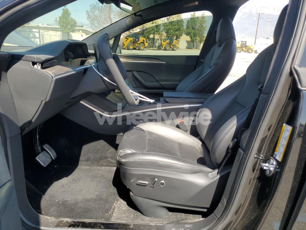 Photo 7 of 2022 TESLA MODEL X (VIN 7SAXCBE54NF328880)