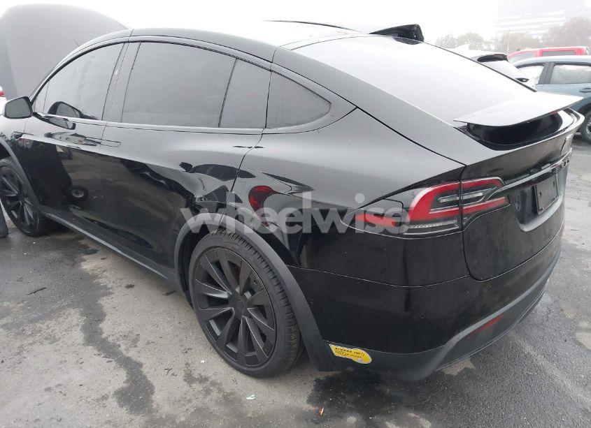 Photo 3 of 2022 Tesla Model X DUAL MOTOR ALL-WHEEL DRIVE (VIN 7SAXCBE54NF334582)