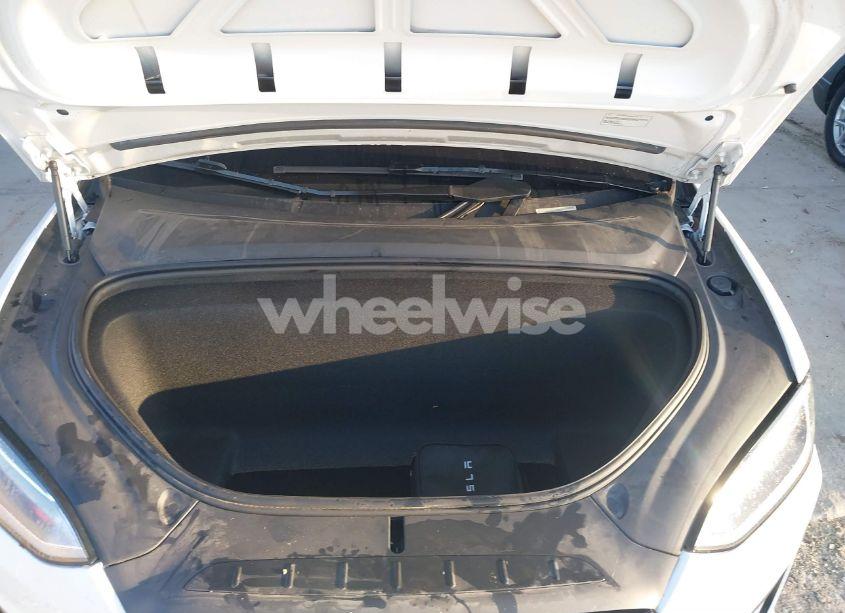 Photo 10 of 2022 Tesla Model X DUAL MOTOR ALL-WHEEL DRIVE (VIN 7SAXCBE55NF360768)