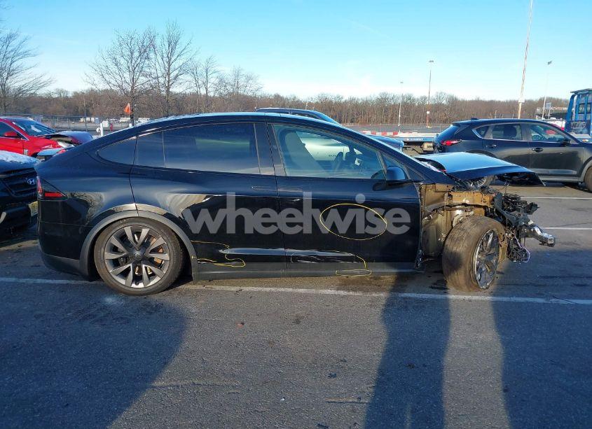 Photo 13 of 2024 Tesla Model X LONG RANGE (VIN 7SAXCBE55RF456115)