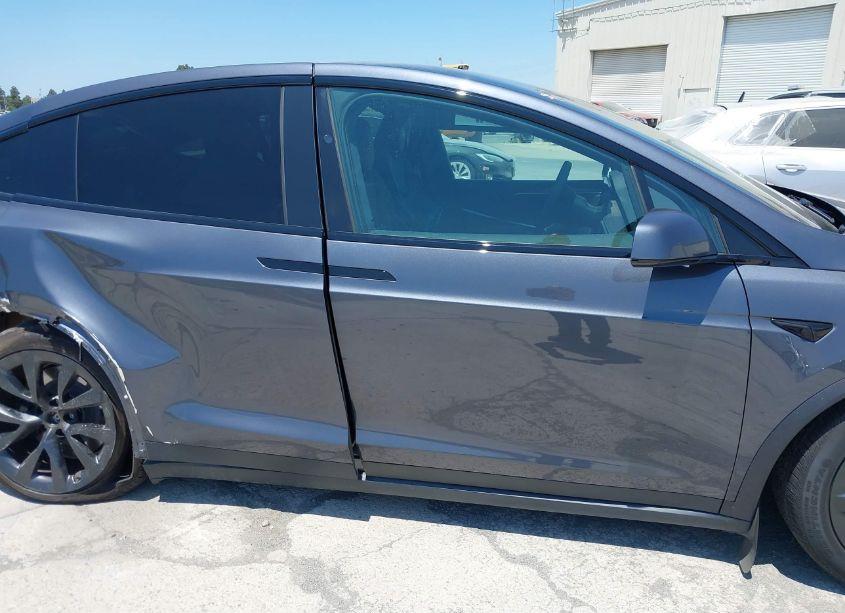 Photo 11 of 2023 Tesla Model X DUAL MOTOR ALL-WHEEL DRIVE/STANDARD RANGE (VIN 7SAXCBE58PF380483)