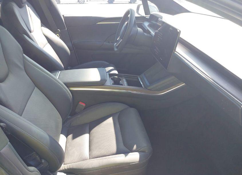 Photo 5 of 2023 Tesla Model X DUAL MOTOR ALL-WHEEL DRIVE/STANDARD RANGE (VIN 7SAXCBE58PF380483)