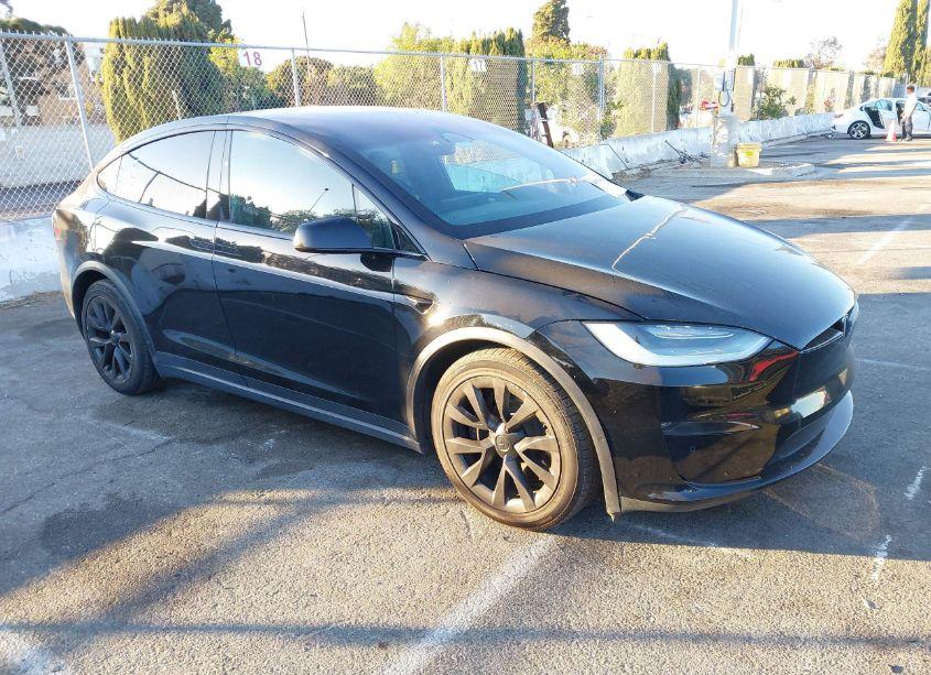 2022 Tesla Model X DUAL MOTOR ALL-WHEEL DRIVE (VIN 7SAXCBE5XNF335266) main photo