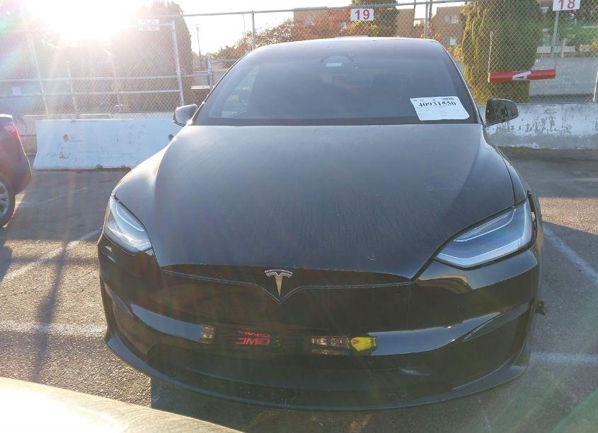 Photo 11 of 2022 Tesla Model X DUAL MOTOR ALL-WHEEL DRIVE (VIN 7SAXCBE5XNF335266)