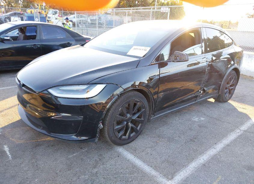 Photo 2 of 2022 Tesla Model X DUAL MOTOR ALL-WHEEL DRIVE (VIN 7SAXCBE5XNF335266)