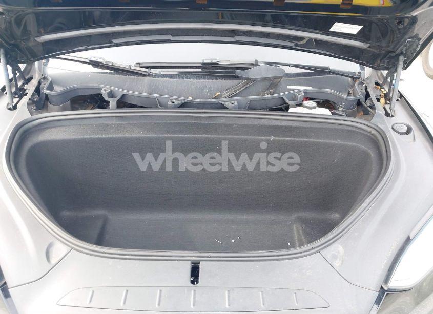 Photo 10 of 2022 Tesla Model X PLAID TRI MOTOR ALL-WHEEL DRIVE (VIN 7SAXCBE60NF331364)