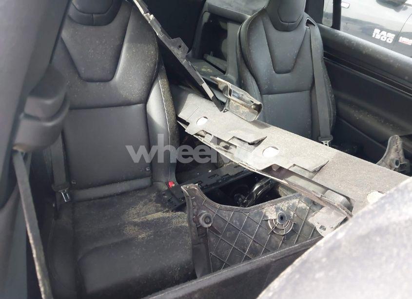 Photo 8 of 2022 Tesla Model X PLAID TRI MOTOR ALL-WHEEL DRIVE (VIN 7SAXCBE60NF331364)