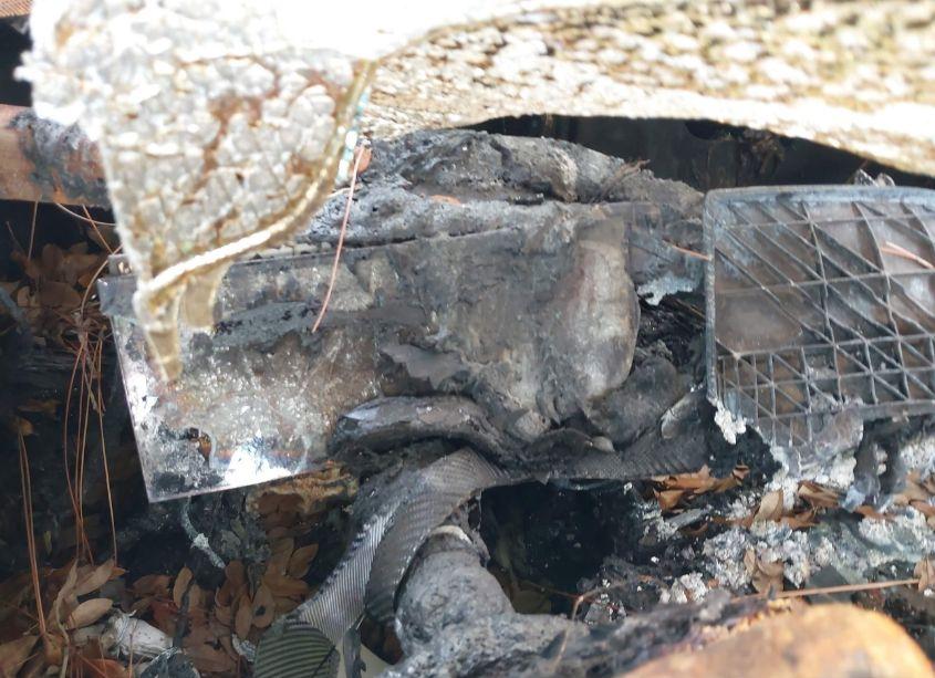 Photo 7 of 2022 Tesla Model X PLAID TRI MOTOR ALL-WHEEL DRIVE (VIN 7SAXCBE60NF331641)