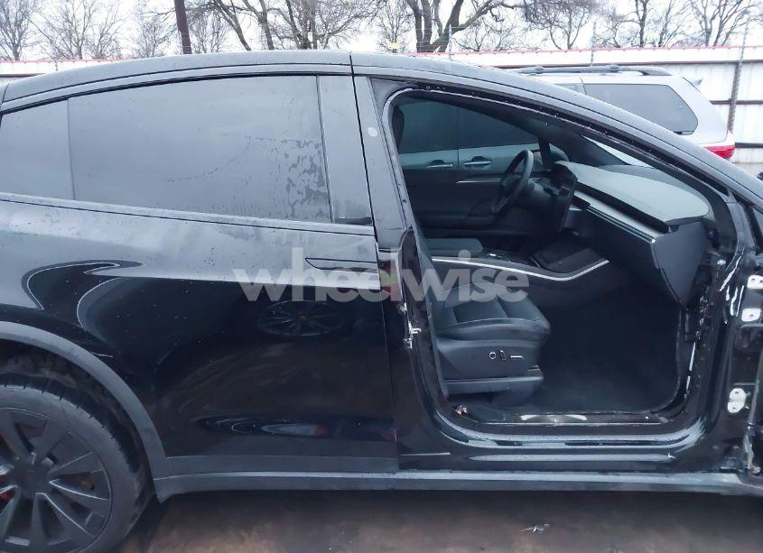 Photo 13 of 2023 Tesla Model X PLAID TRI MOTOR ALL-WHEEL DRIVE (VIN 7SAXCBE60PF375769)