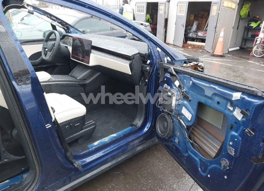 Photo 5 of 2023 Tesla Model X PLAID TRI MOTOR ALL-WHEEL DRIVE (VIN 7SAXCBE62PF406391)