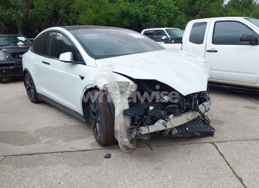 2024 Tesla Model X PLAID TRI MOTOR ALL-WHEEL DRIVE (VIN 7SAXCBE63RF440245) main photo