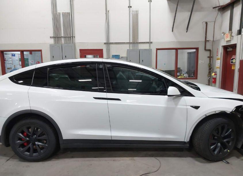 Photo 13 of 2024 Tesla Model X PLAID TRI MOTOR ALL-WHEEL DRIVE (VIN 7SAXCBE63RF440245)
