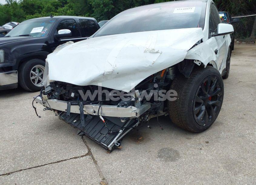 Photo 6 of 2024 Tesla Model X PLAID TRI MOTOR ALL-WHEEL DRIVE (VIN 7SAXCBE63RF440245)