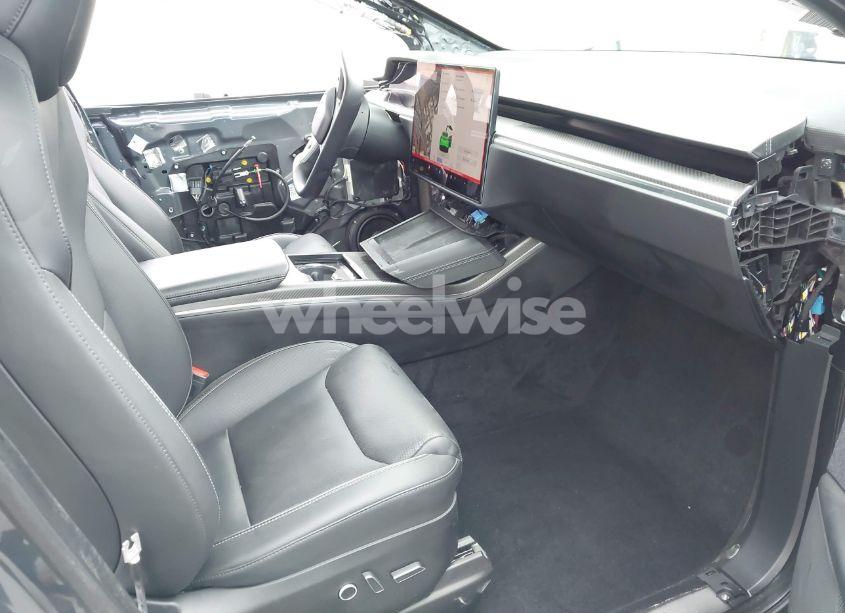 Photo 5 of 2023 Tesla Model X PLAID TRI MOTOR ALL-WHEEL DRIVE (VIN 7SAXCBE64PF402794)