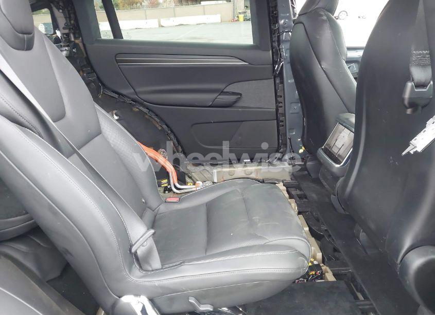 Photo 8 of 2023 Tesla Model X PLAID TRI MOTOR ALL-WHEEL DRIVE (VIN 7SAXCBE64PF402794)