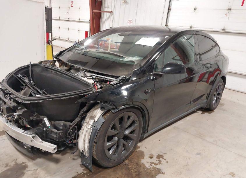 Photo 11 of 2022 Tesla Model X PLAID TRI MOTOR ALL-WHEEL DRIVE (VIN 7SAXCBE66NF351635)