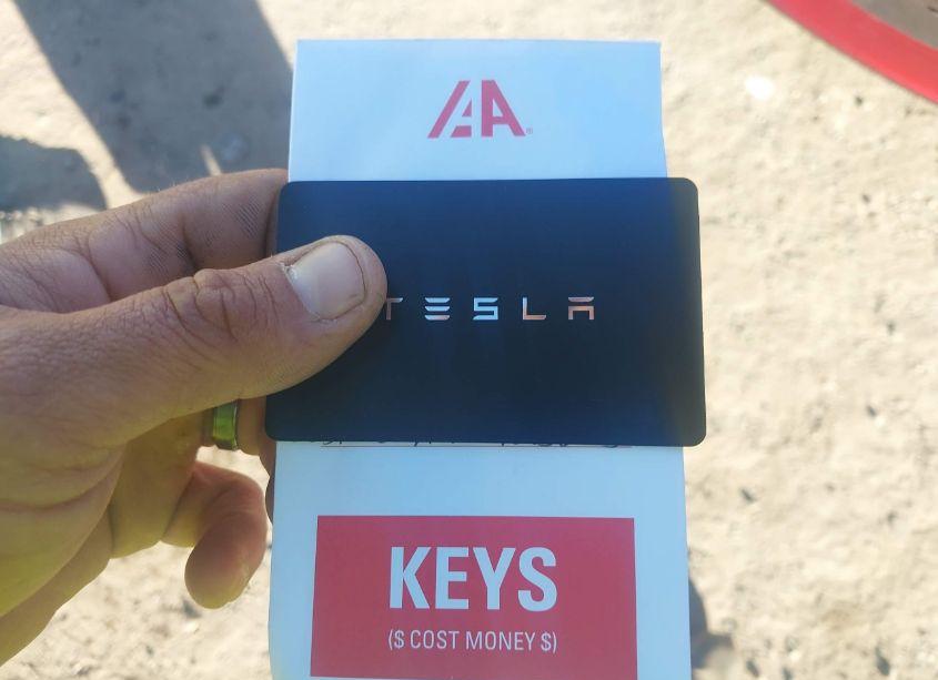 Photo 11 of 2023 Tesla Model X PLAID TRI MOTOR ALL-WHEEL DRIVE (VIN 7SAXCBE66PF425655)