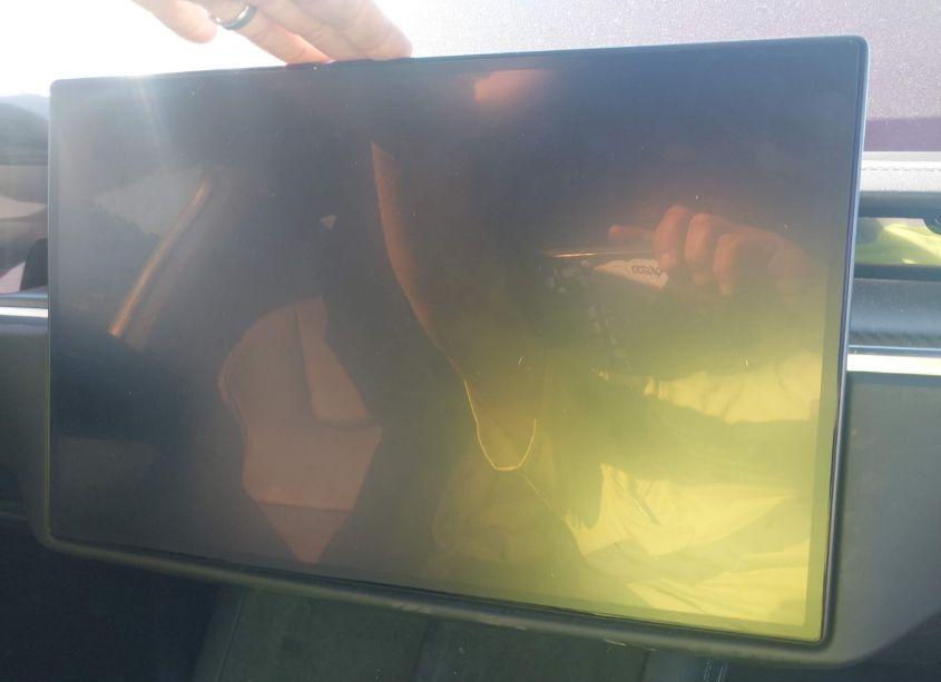 Photo 17 of 2023 Tesla Model X PLAID TRI MOTOR ALL-WHEEL DRIVE (VIN 7SAXCBE66PF425655)