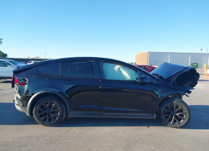 Photo 14 of 2022 Tesla Model X PLAID TRI MOTOR ALL-WHEEL DRIVE (VIN 7SAXCBE69NF332951)