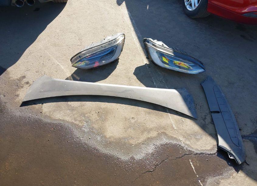 Photo 11 of 2022 Tesla Model X PLAID TRI MOTOR ALL-WHEEL DRIVE (VIN 7SAXCBE69NF349507)