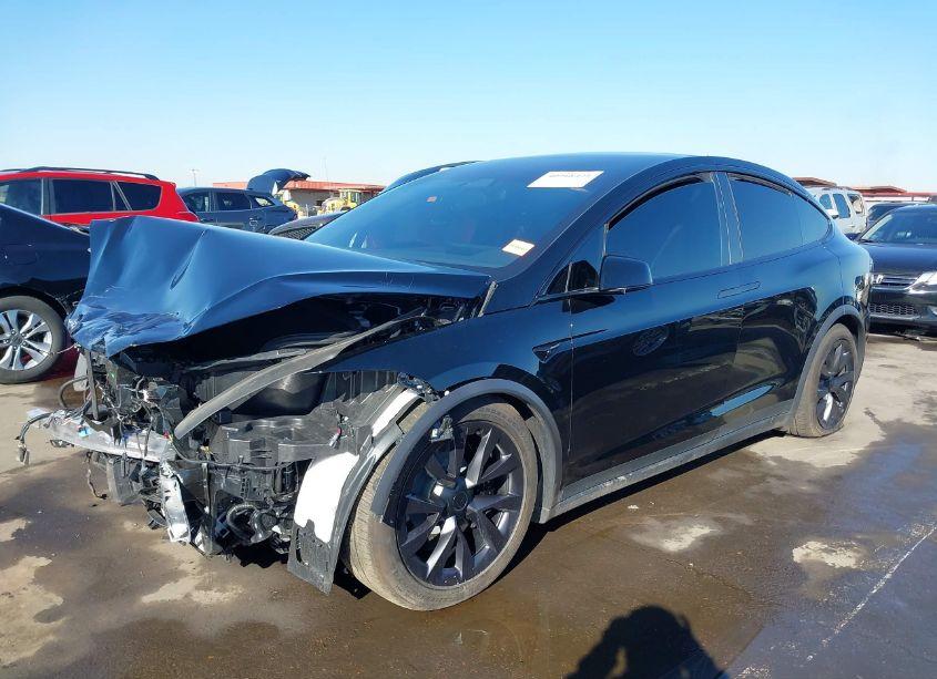 Photo 2 of 2022 Tesla Model X PLAID TRI MOTOR ALL-WHEEL DRIVE (VIN 7SAXCBE69NF349507)