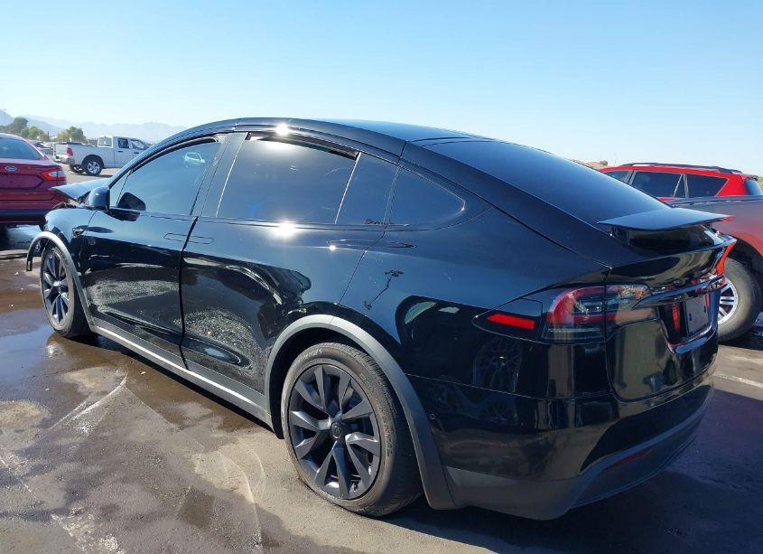 Photo 3 of 2022 Tesla Model X PLAID TRI MOTOR ALL-WHEEL DRIVE (VIN 7SAXCBE69NF349507)