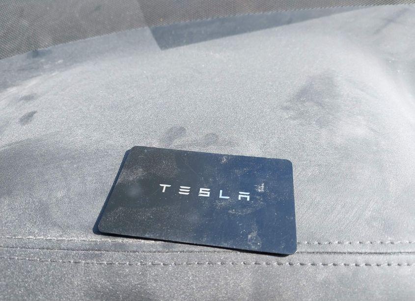 Photo 11 of 2022 Tesla Model X PLAID TRI MOTOR ALL-WHEEL DRIVE (VIN 7SAXCBE69NF355985)