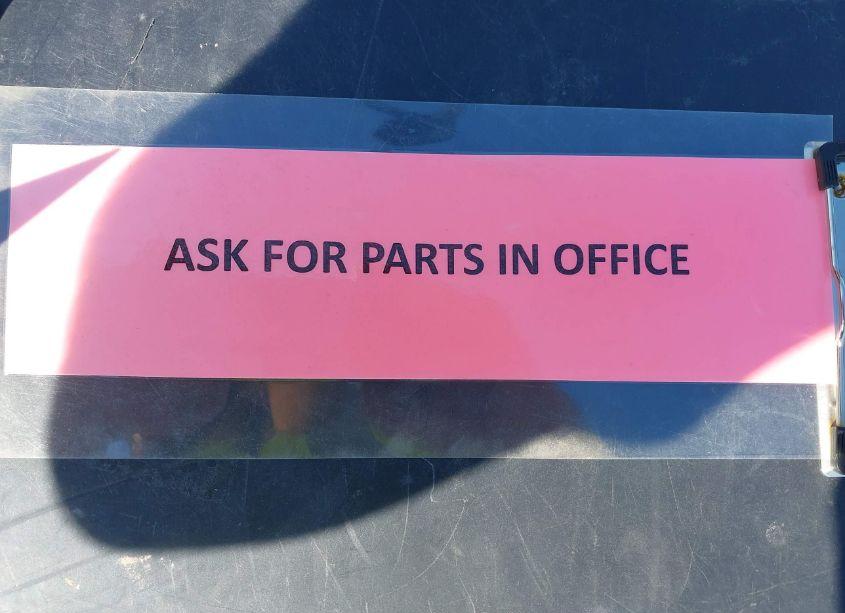 Photo 18 of 2022 Tesla Model X PLAID TRI MOTOR ALL-WHEEL DRIVE (VIN 7SAXCBE69NF355985)