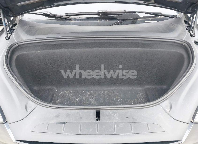 Photo 10 of 2022 Tesla Model X PLAID TRI MOTOR ALL-WHEEL DRIVE (VIN 7SAXCBE6XNF337687)