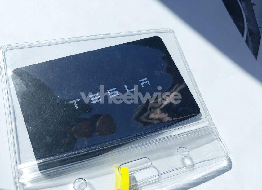 Photo 11 of 2022 Tesla Model X PLAID TRI MOTOR ALL-WHEEL DRIVE (VIN 7SAXCBE6XNF337687)