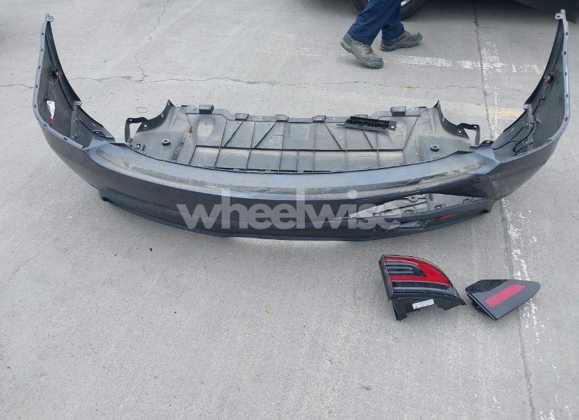 Photo 12 of 2022 Tesla Model X PLAID TRI MOTOR ALL-WHEEL DRIVE (VIN 7SAXCBE6XNF337687)