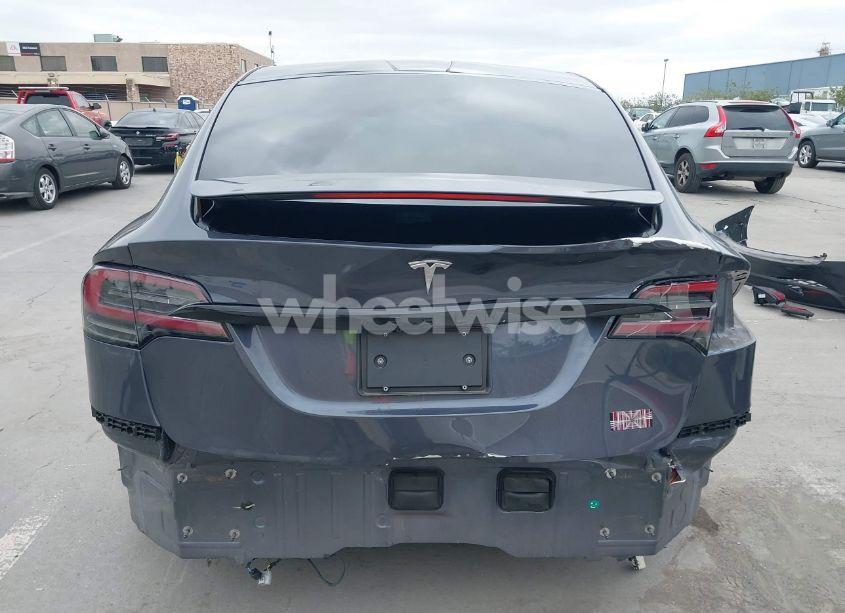 Photo 17 of 2022 Tesla Model X PLAID TRI MOTOR ALL-WHEEL DRIVE (VIN 7SAXCBE6XNF337687)