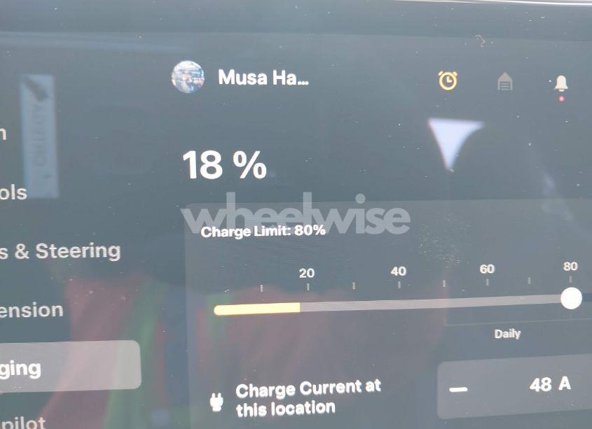 Photo 18 of 2022 Tesla Model X PLAID TRI MOTOR ALL-WHEEL DRIVE (VIN 7SAXCBE6XNF337687)