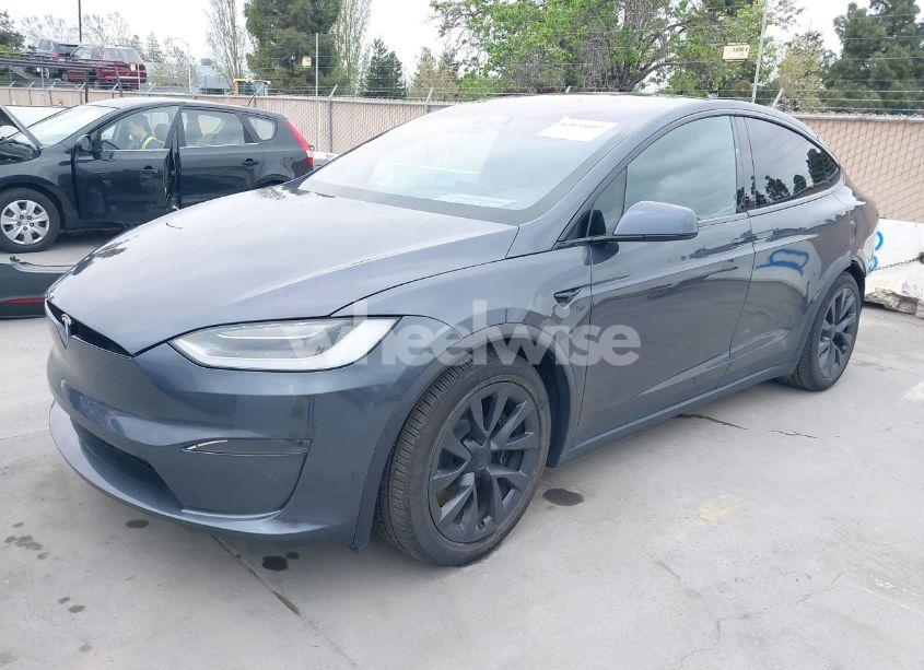 Photo 2 of 2022 Tesla Model X PLAID TRI MOTOR ALL-WHEEL DRIVE (VIN 7SAXCBE6XNF337687)