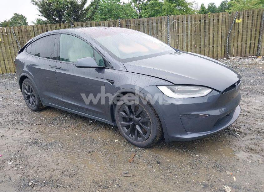 2022 Tesla Model X DUAL MOTOR ALL-WHEEL DRIVE/PLAID TRI MOTOR ALL-WHEEL DRIVE (VIN 7SAXCDE51NF337869) main photo