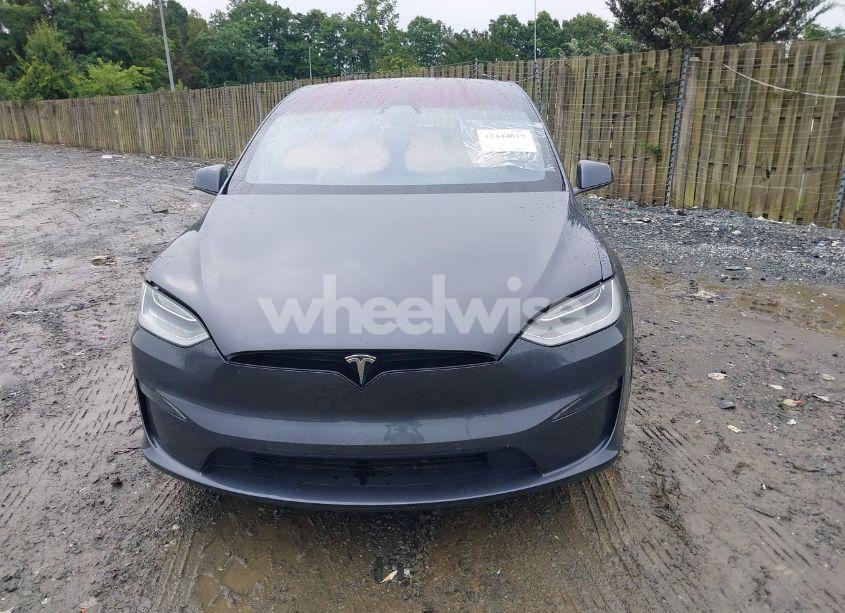 Photo 12 of 2022 Tesla Model X DUAL MOTOR ALL-WHEEL DRIVE/PLAID TRI MOTOR ALL-WHEEL DRIVE (VIN 7SAXCDE51NF337869)