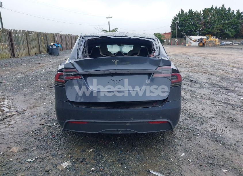 Photo 16 of 2022 Tesla Model X DUAL MOTOR ALL-WHEEL DRIVE/PLAID TRI MOTOR ALL-WHEEL DRIVE (VIN 7SAXCDE51NF337869)