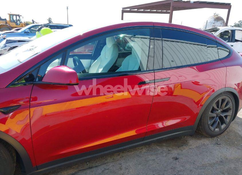 Photo 14 of 2024 Tesla Model X LONG RANGE (VIN 7SAXCDE52RF433922)