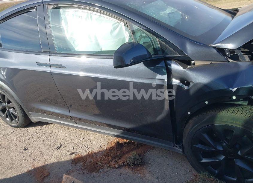 Photo 13 of 2024 Tesla Model X LONG RANGE (VIN 7SAXCDE54RF446378)