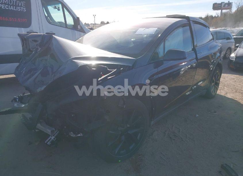 Photo 2 of 2024 Tesla Model X LONG RANGE (VIN 7SAXCDE54RF446378)