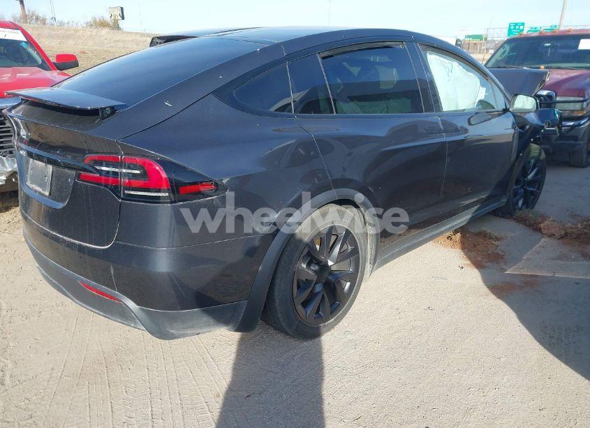 Photo 4 of 2024 Tesla Model X LONG RANGE (VIN 7SAXCDE54RF446378)