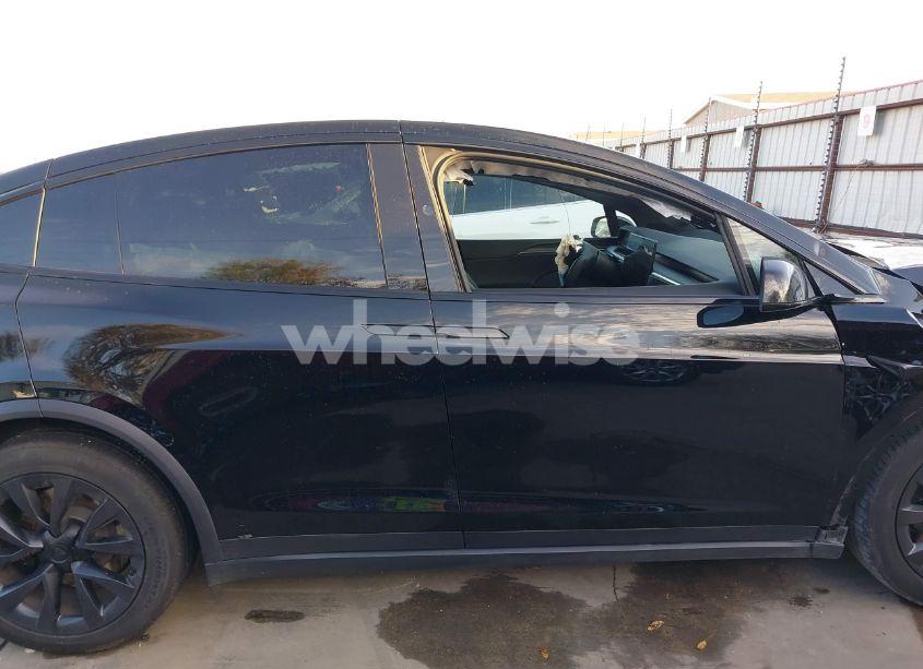 Photo 13 of 2023 Tesla Model X DUAL MOTOR ALL-WHEEL DRIVE/STANDARD RANGE (VIN 7SAXCDE55PF387015)